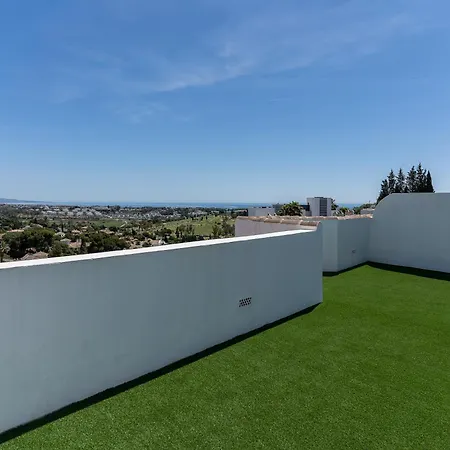 Sea View Penthouse - Magical In The Heart Of The Golf Paradise - Paraiso Pueblo, Benahavis Appartamento Estepona
