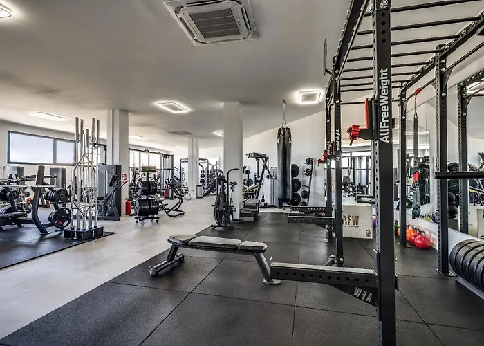 Sea View Penthouse - Magical In The Heart Of The Golf Paradise - Paraiso Pueblo, Benahavis *