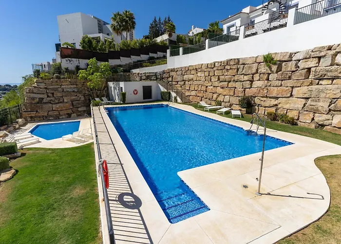 Sea View Penthouse - Magical In The Heart Of The Golf Paradise - Paraiso Pueblo, Benahavis *