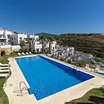 Sea View Penthouse - Magical In The Heart Of The Golf Paradise - Paraiso Pueblo, Benahavis Estepona