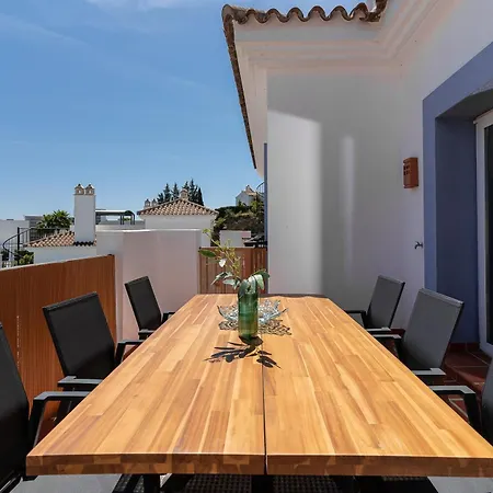 Sea View Penthouse - Magical In The Heart Of The Golf Paradise - Paraiso Pueblo, Benahavis Apartament