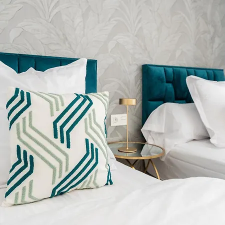 Sea View Penthouse - Magical In The Heart Of The Golf Paradise - Paraiso Pueblo, Benahavis Lägenhet *