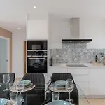 Sea View Penthouse - Magical In The Heart Of The Golf Paradise - Paraiso Pueblo, Benahavis *