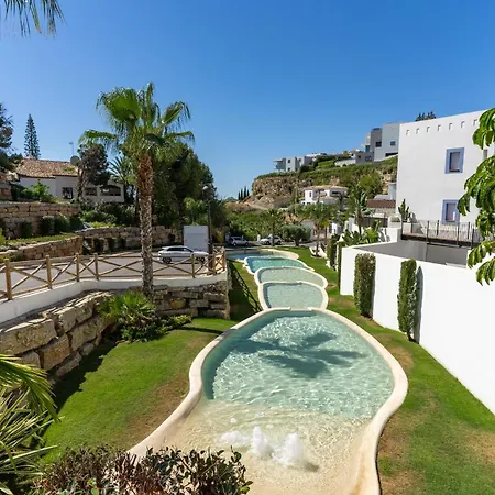 Sea View Penthouse - Magical In The Heart Of The Golf Paradise - Paraiso Pueblo, Benahavis Apartment