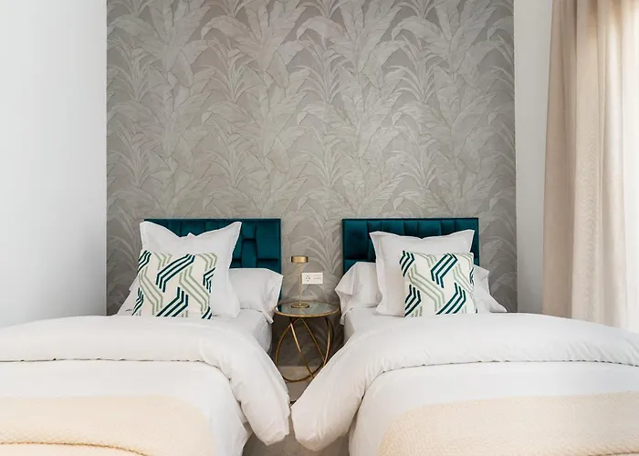 Sea View Penthouse - Magical In The Heart Of The Golf Paradise - Paraiso Pueblo, Benahavis Daire Estepona